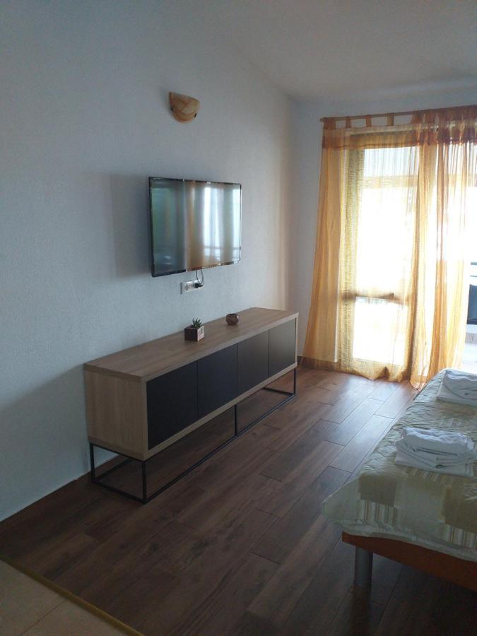 Legin Apartment Živogošće Екстериор снимка