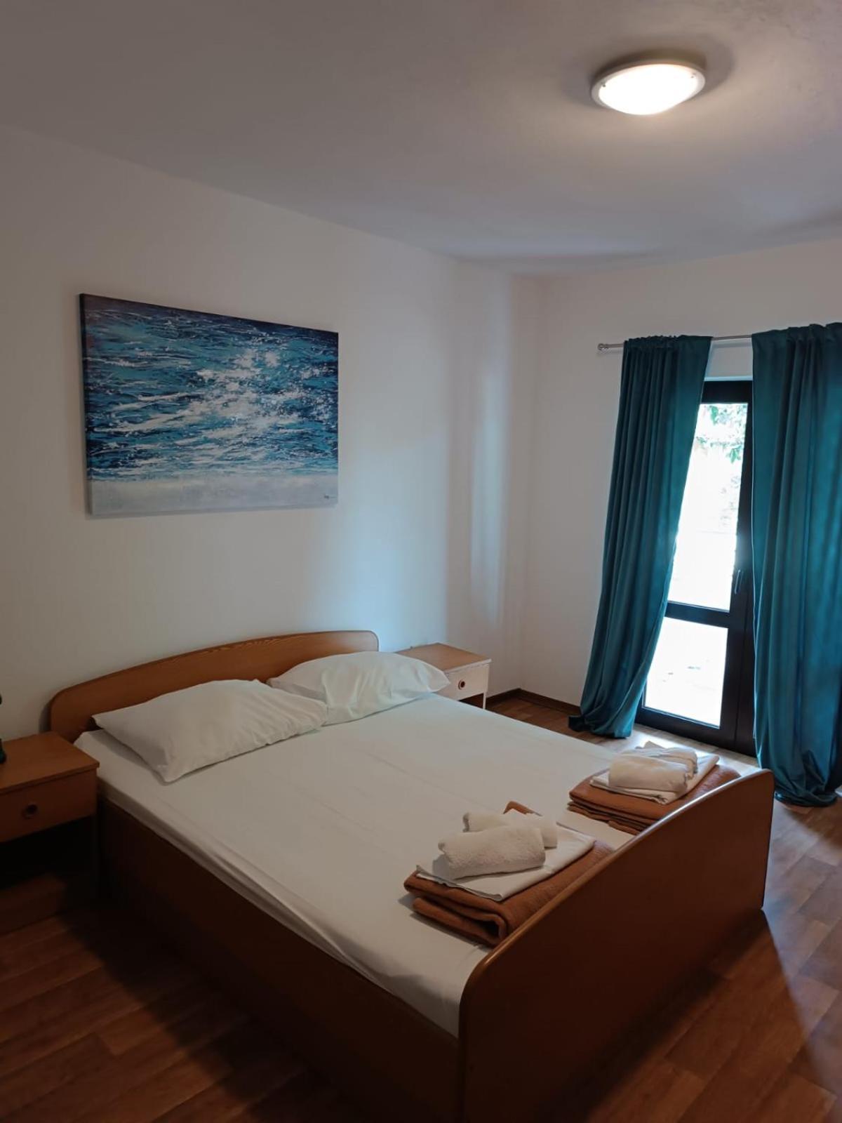 Legin Apartment Živogošće Екстериор снимка