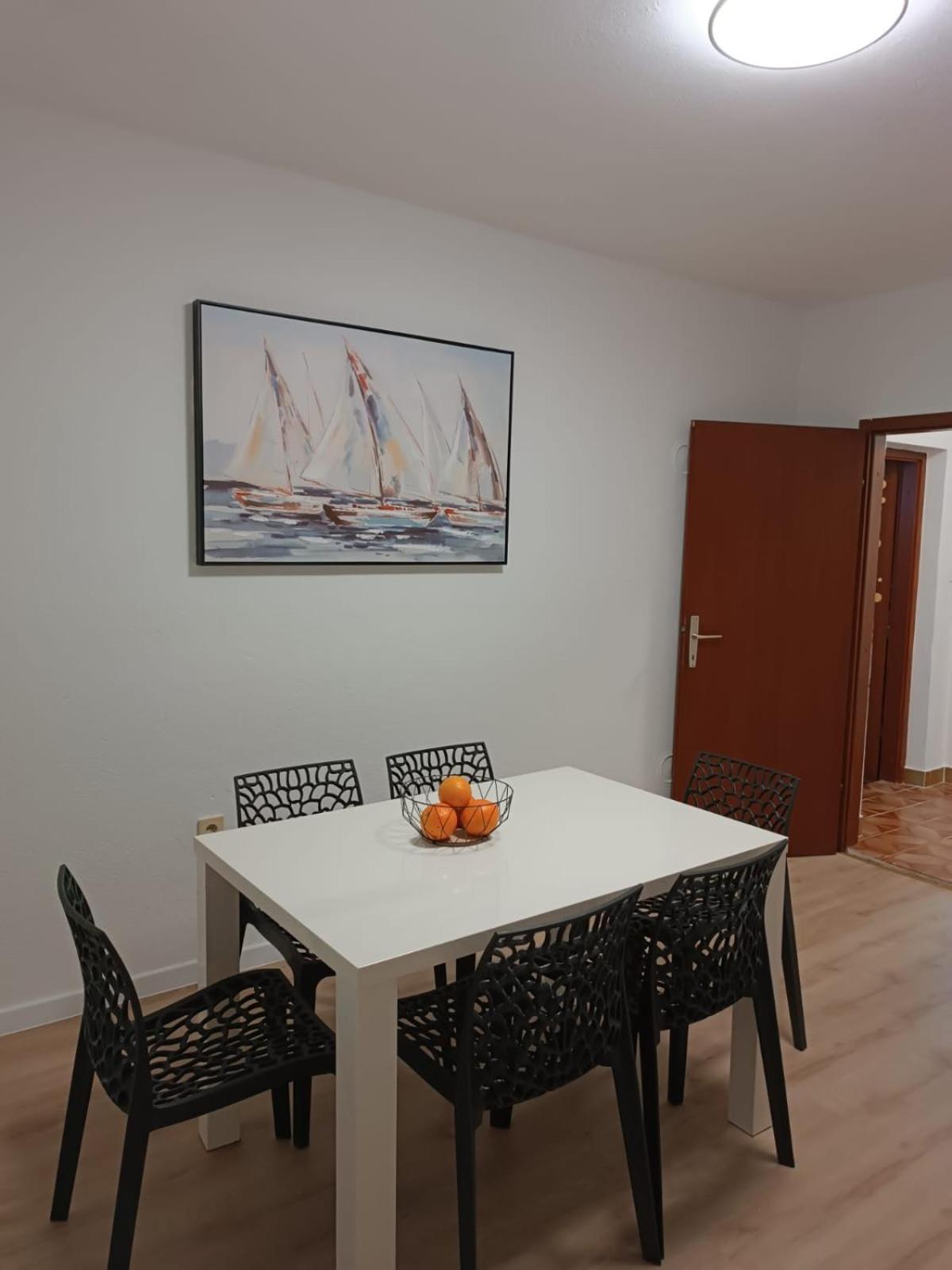 Legin Apartment Živogošće Екстериор снимка
