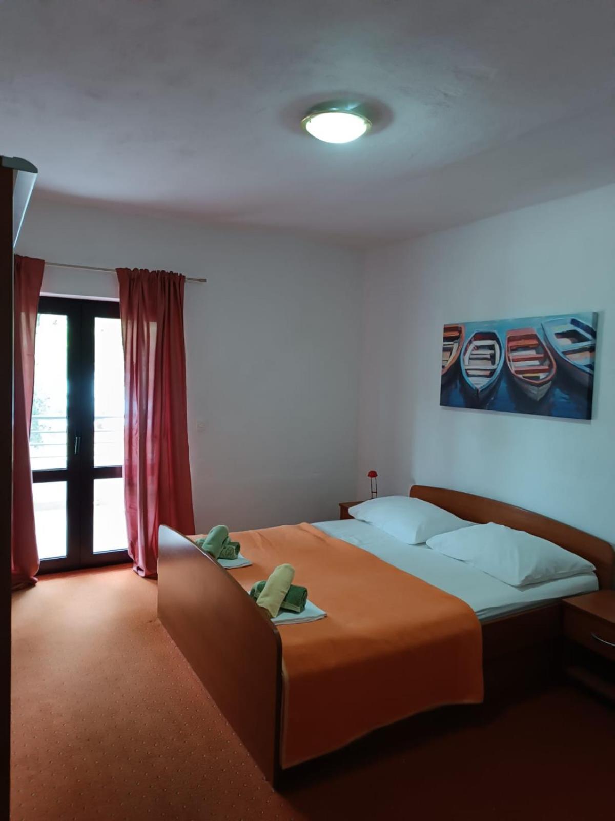 Legin Apartment Živogošće Екстериор снимка