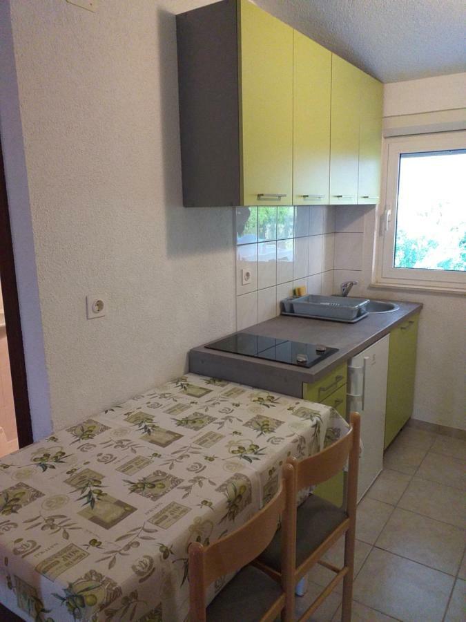 Legin Apartment Živogošće Екстериор снимка